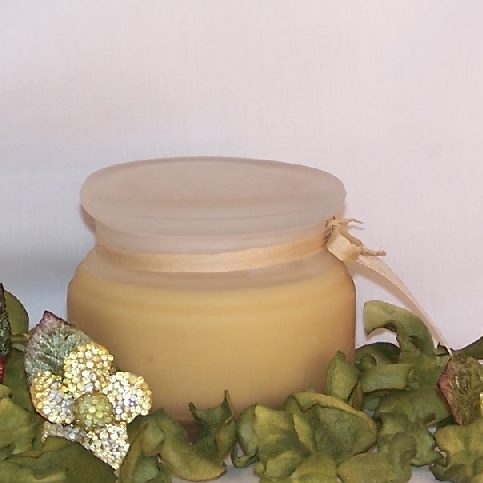 Bath and Body Romance Glass Candle (Goldenrod)