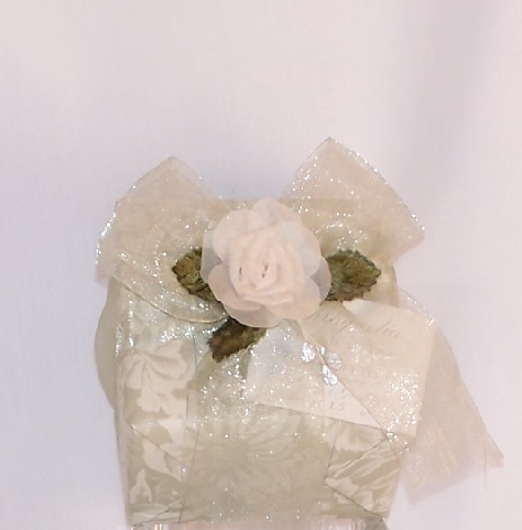 Bath and Body Boxed Bath Salts (Magnolia)